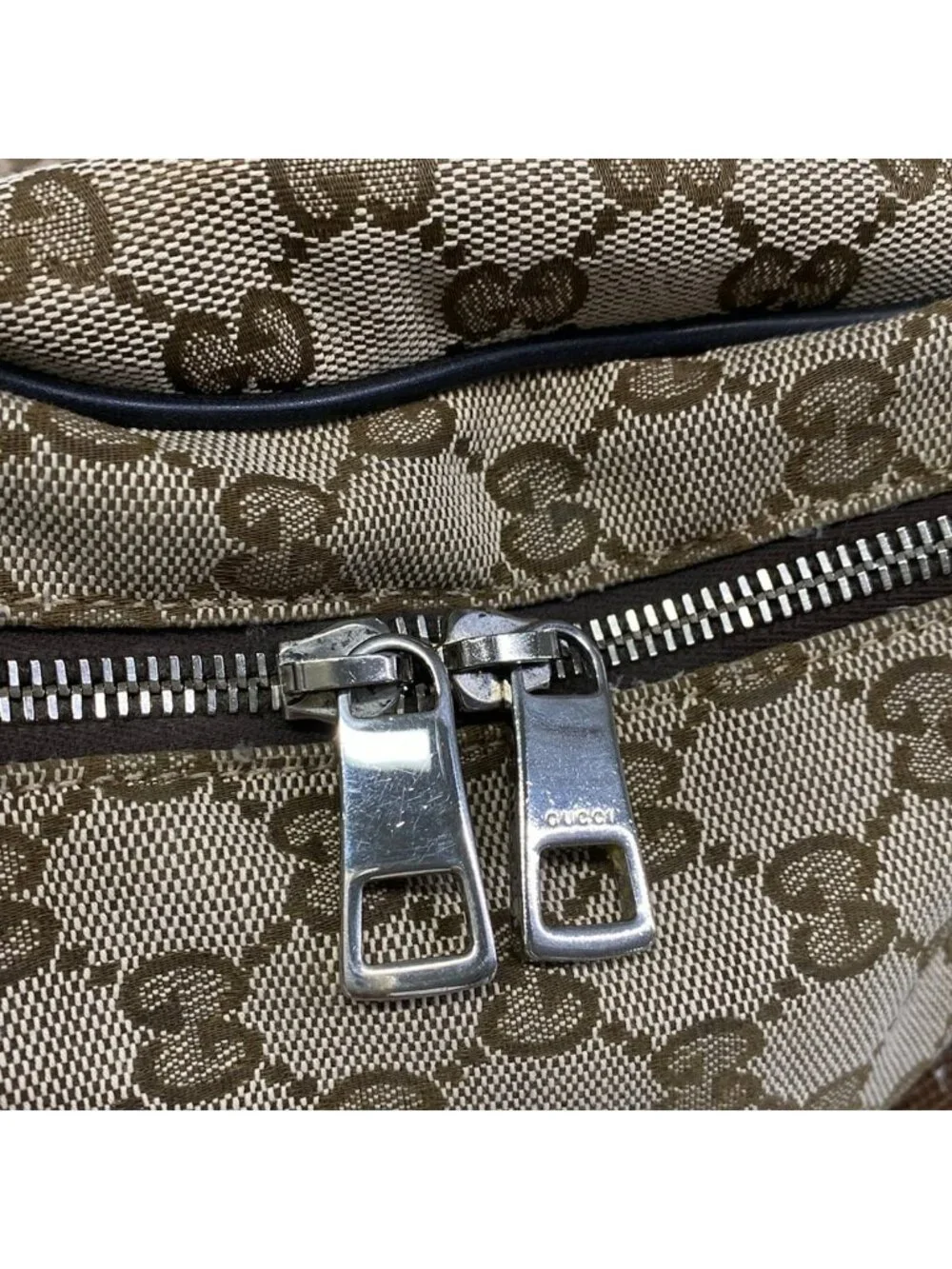 Gucci brand gg